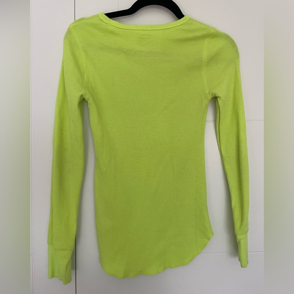 3/$15 Henley in a beautiful lime green! Super cute w/denim BLK or white 10/12 - Picture 2 of 3
